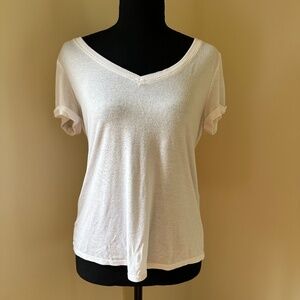 *WHITE HOUSE BLACK MARKET* White Short Sleeve V-Neck Shirt Size Small